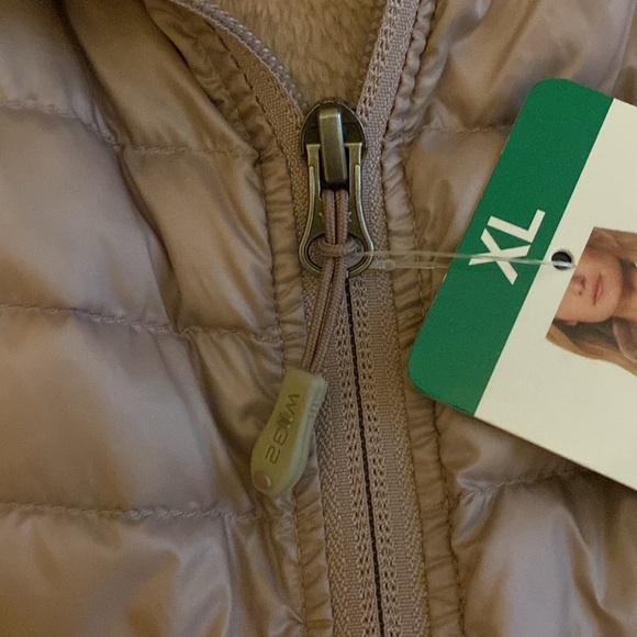 Jacket - Picture 7 of 10